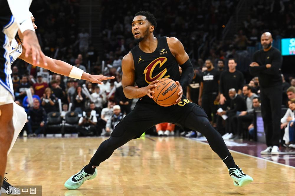 踢和维拉红 踢和维拉红