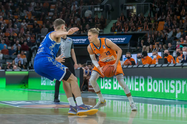 胜任传统中 胜任传统中